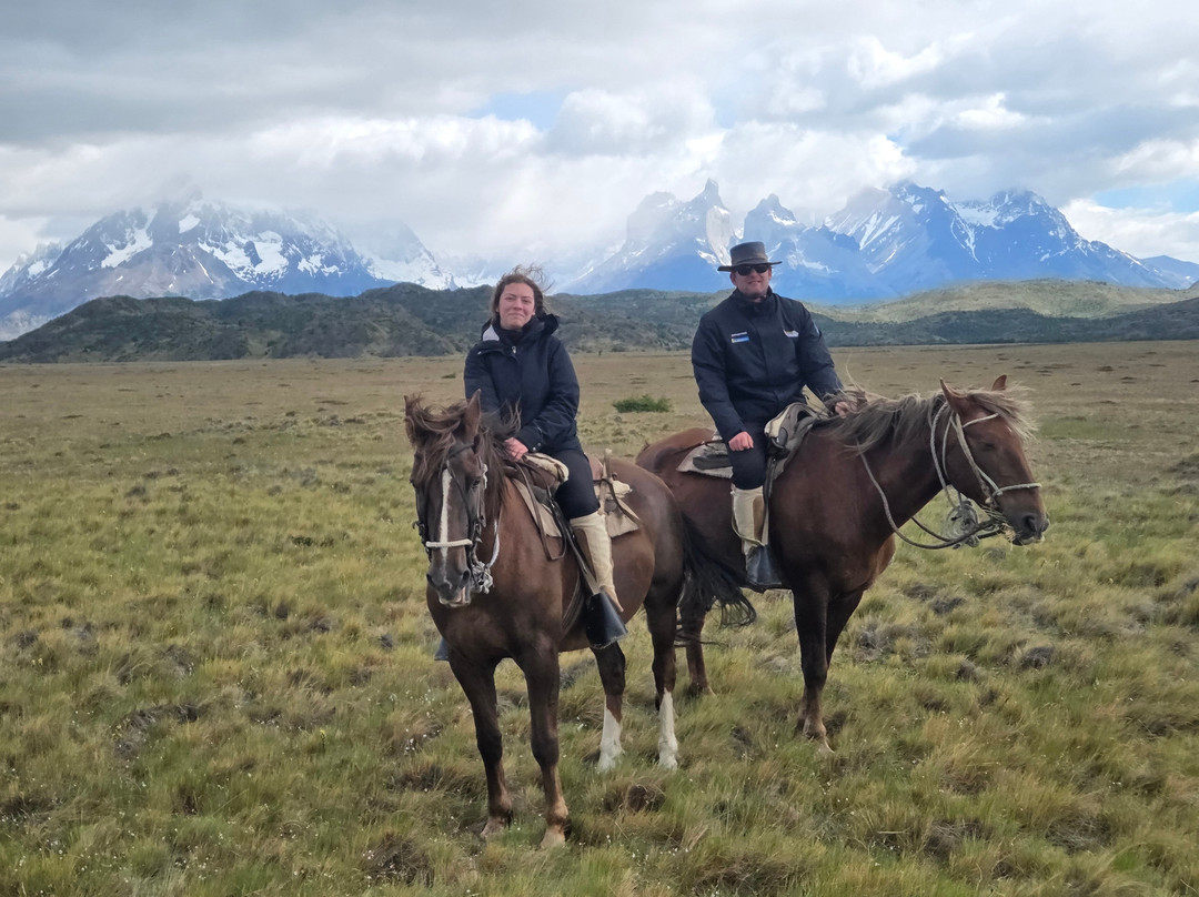 Cimarron Travel-Torres del Paine必去景点