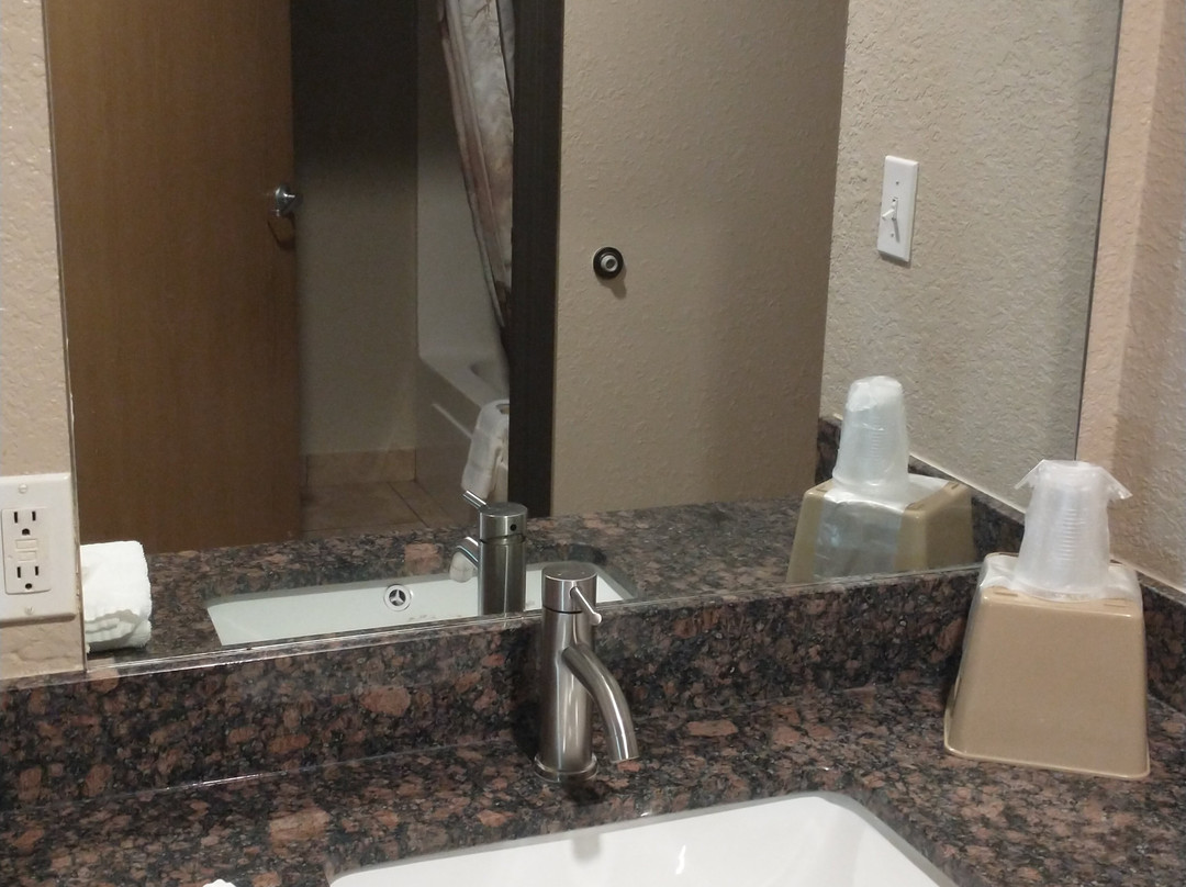 Booneslick Lodge主图