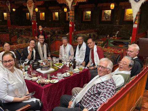 Yellowbird Tour-成都必去景点