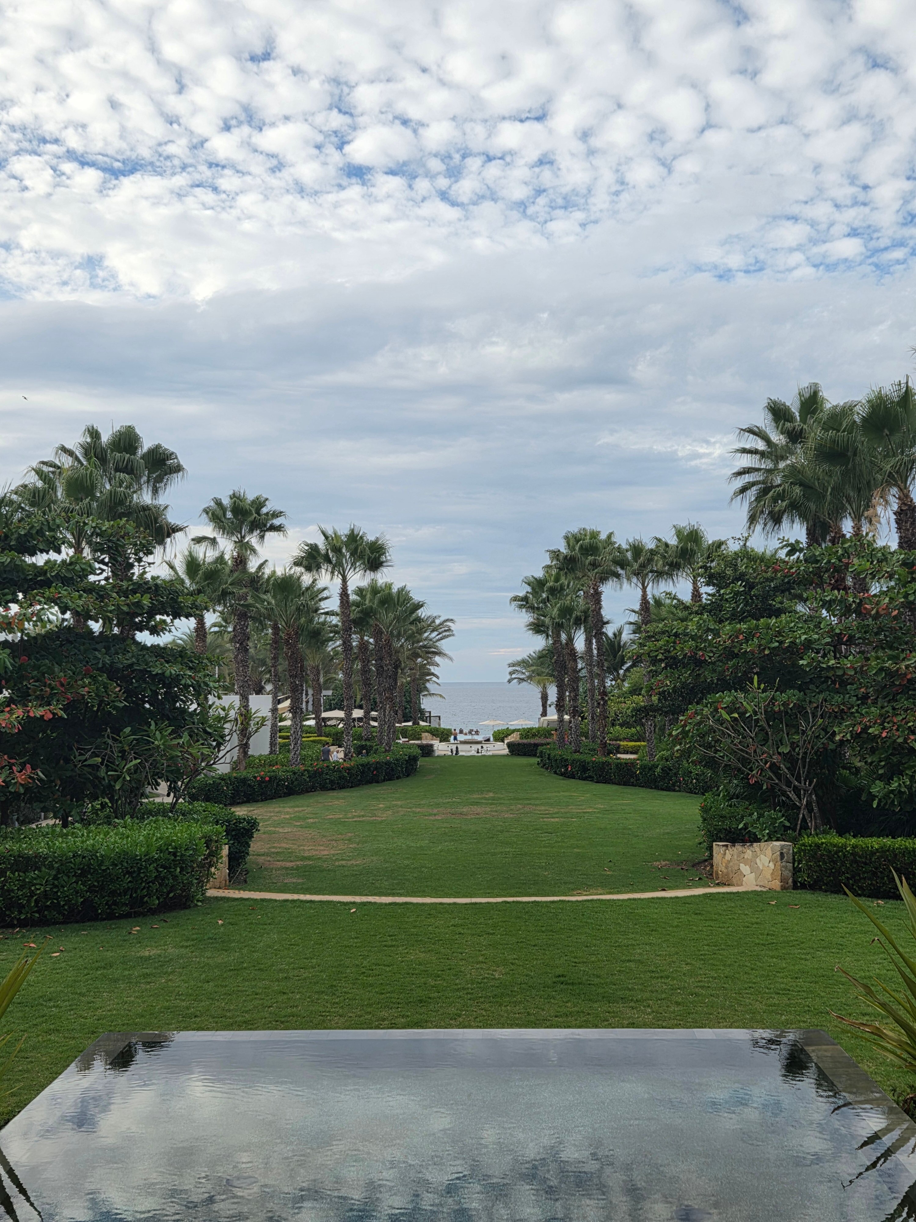 Conrad Punta de Mita-官方