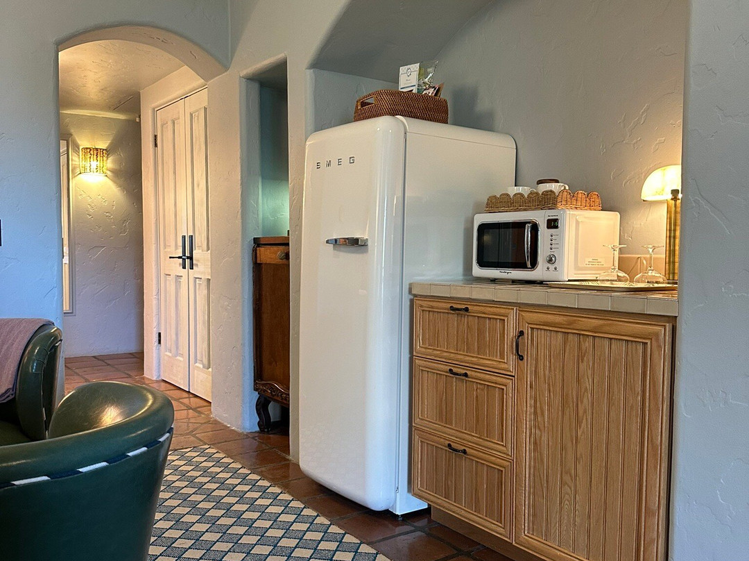 西班牙花园酒店主图