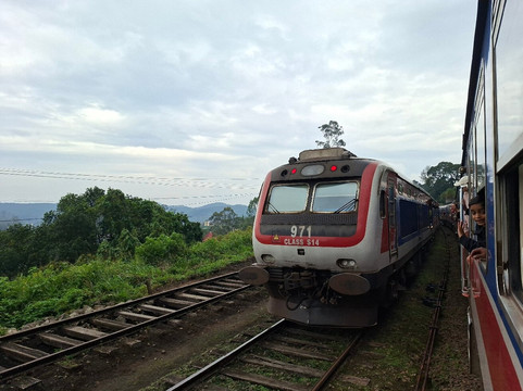 Ella Train Journey-哈顿必去景点