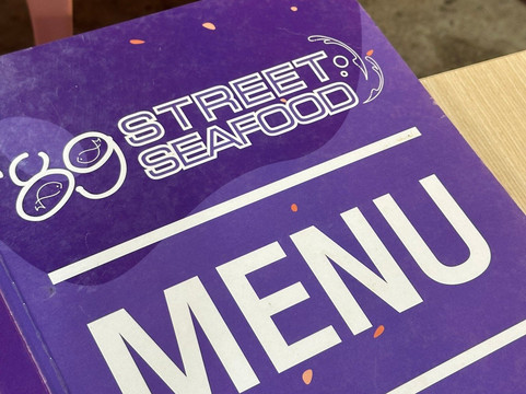 Kata Walking Street-卡塔海滩必去景点