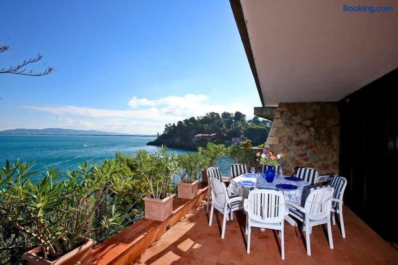 Argentario Rooms - By The Sea