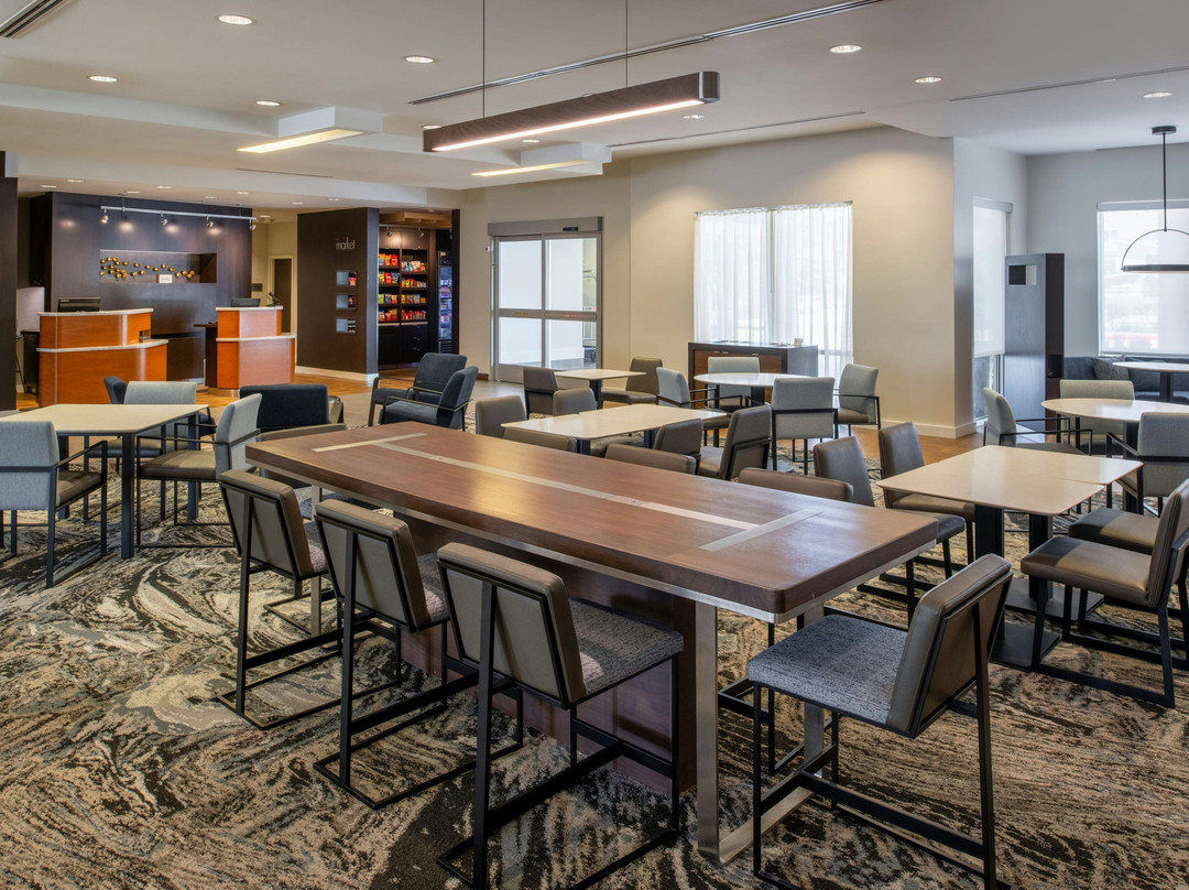 休斯敦城市广场万怡酒店主图