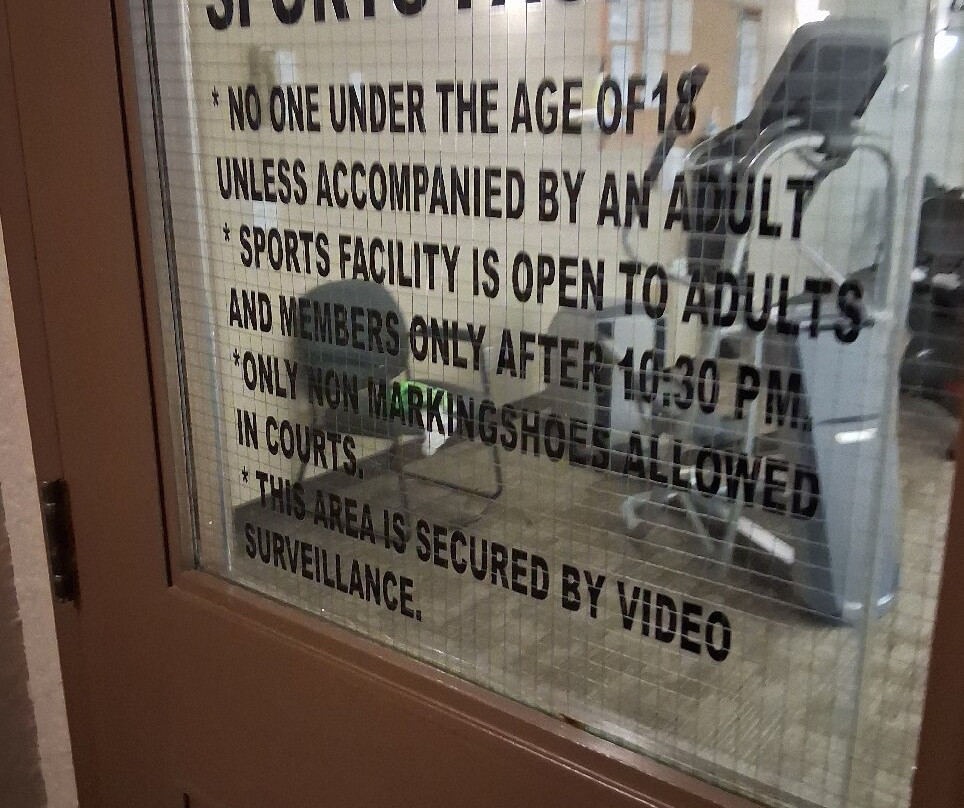 道芬速8酒店主图