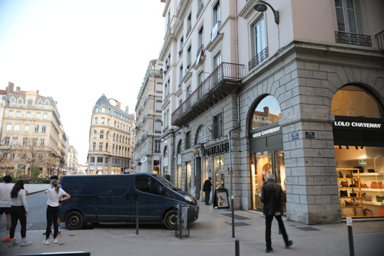 La Place des Jacobins-里昂必去景点