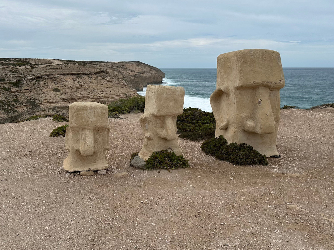 Clifftop Drive Sculpture-Elliston必去景点