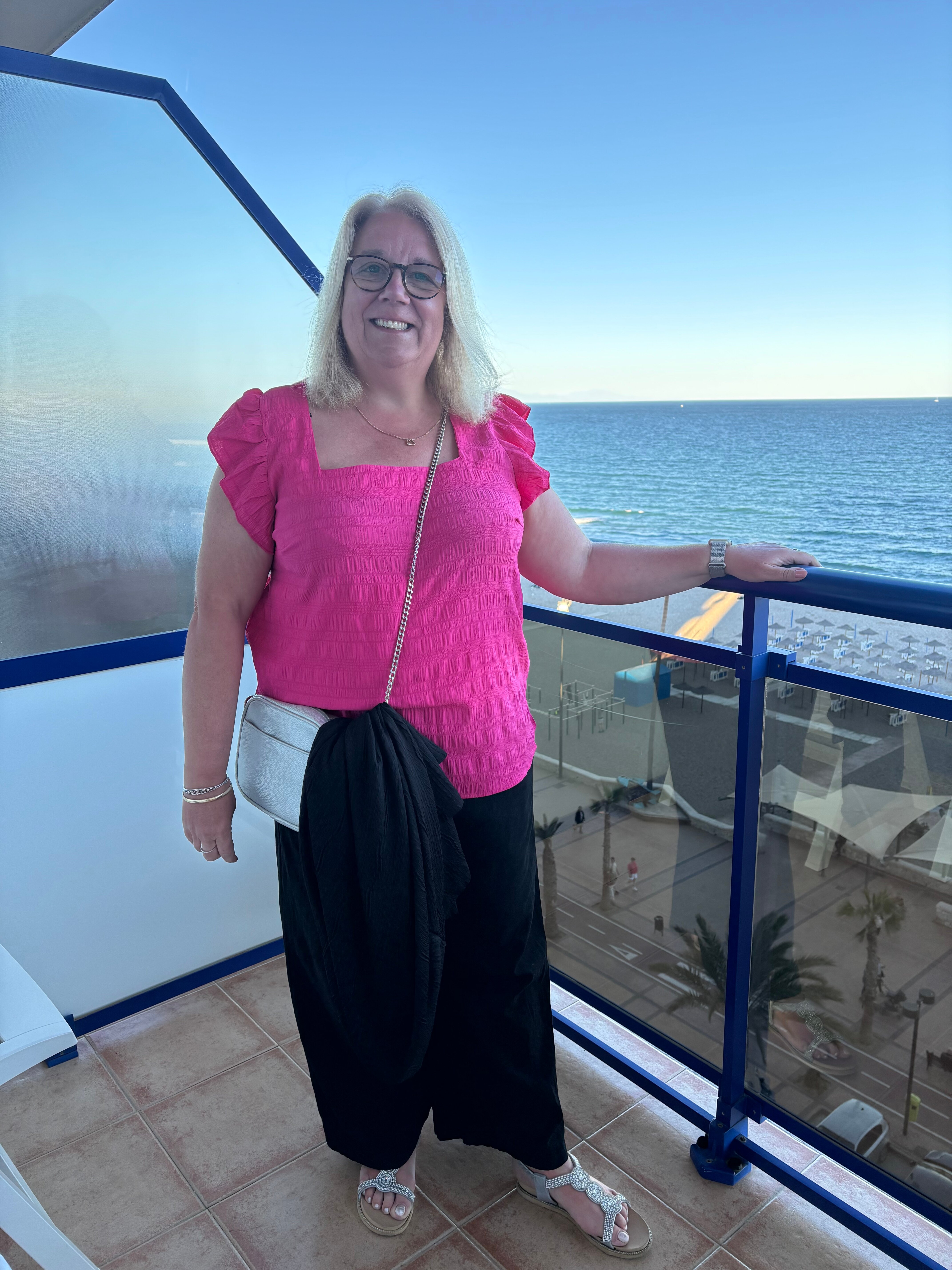 亚拉马尔酒店-推荐成人-官方