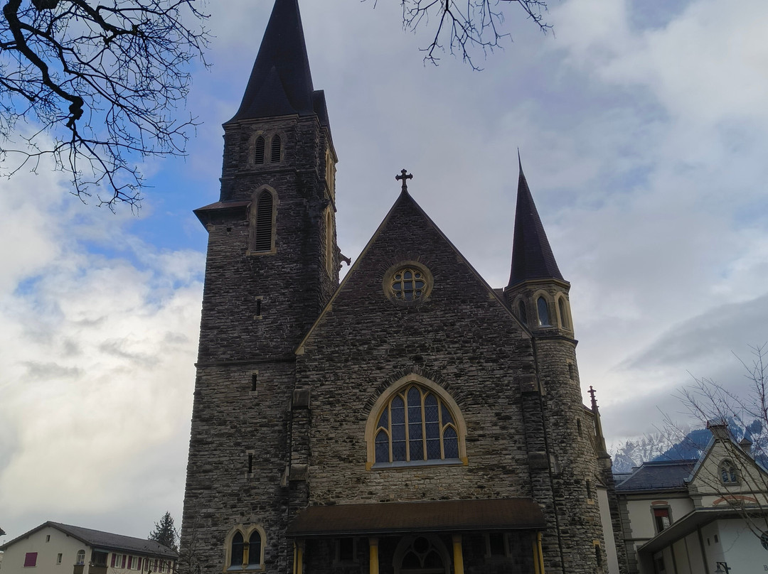 Rom.-Katholische Kirchgemeinde-因特拉肯必去景点