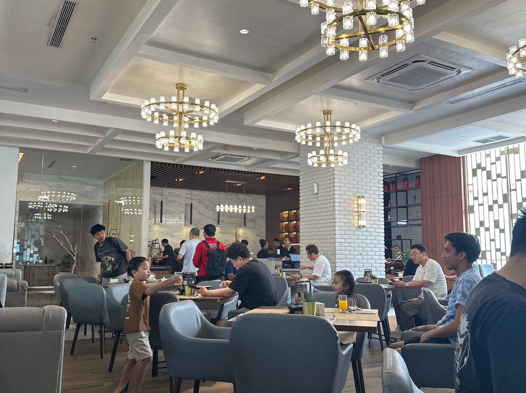 泗水斯帕齐奥威兹豪华酒店主图