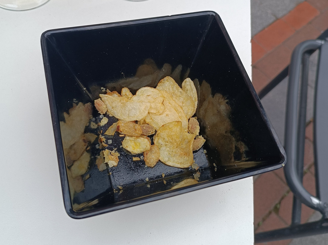艾娜拉酒店主图