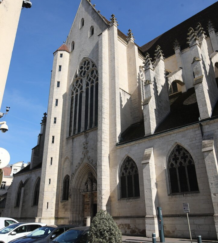 Collégiale Notre-Dame de Dole-多勒必去景点