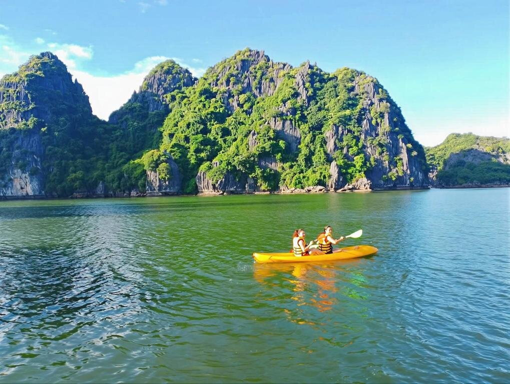 Trung Trang Cave-Cat Ba Town必去景点