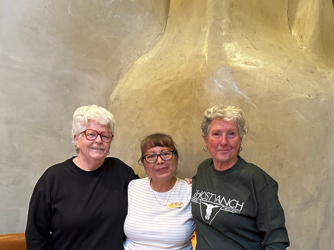 阿拉米达酒店主图