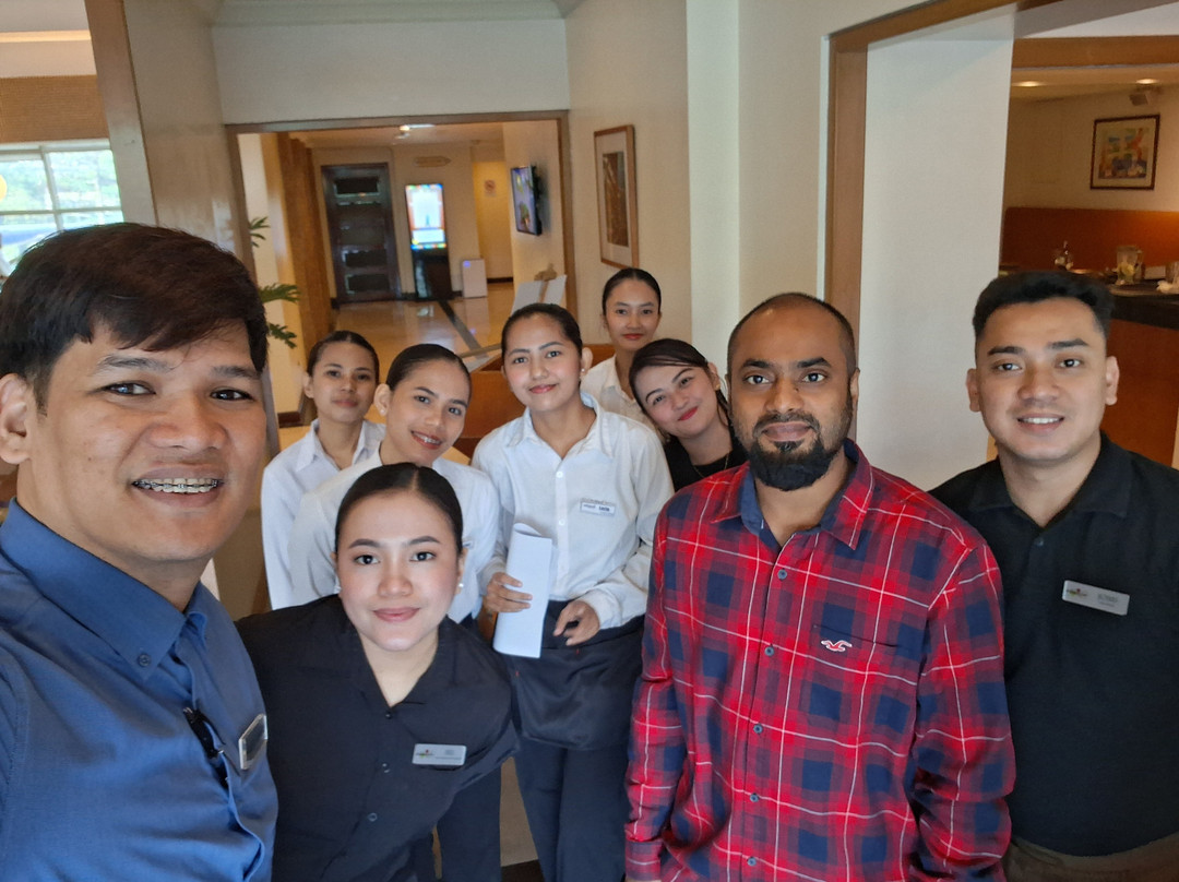 林登套房酒店主图