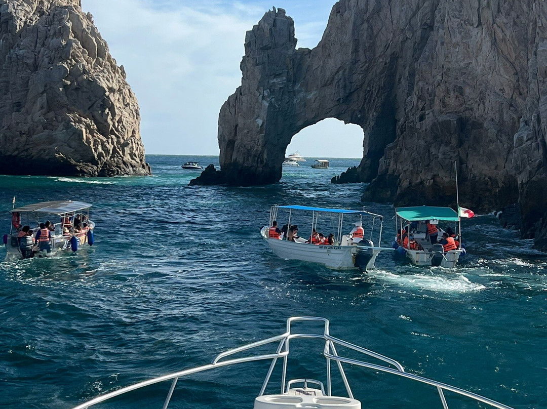 Blue Sky Cabo Fishing and Tours-卡波圣卢卡斯必去景点