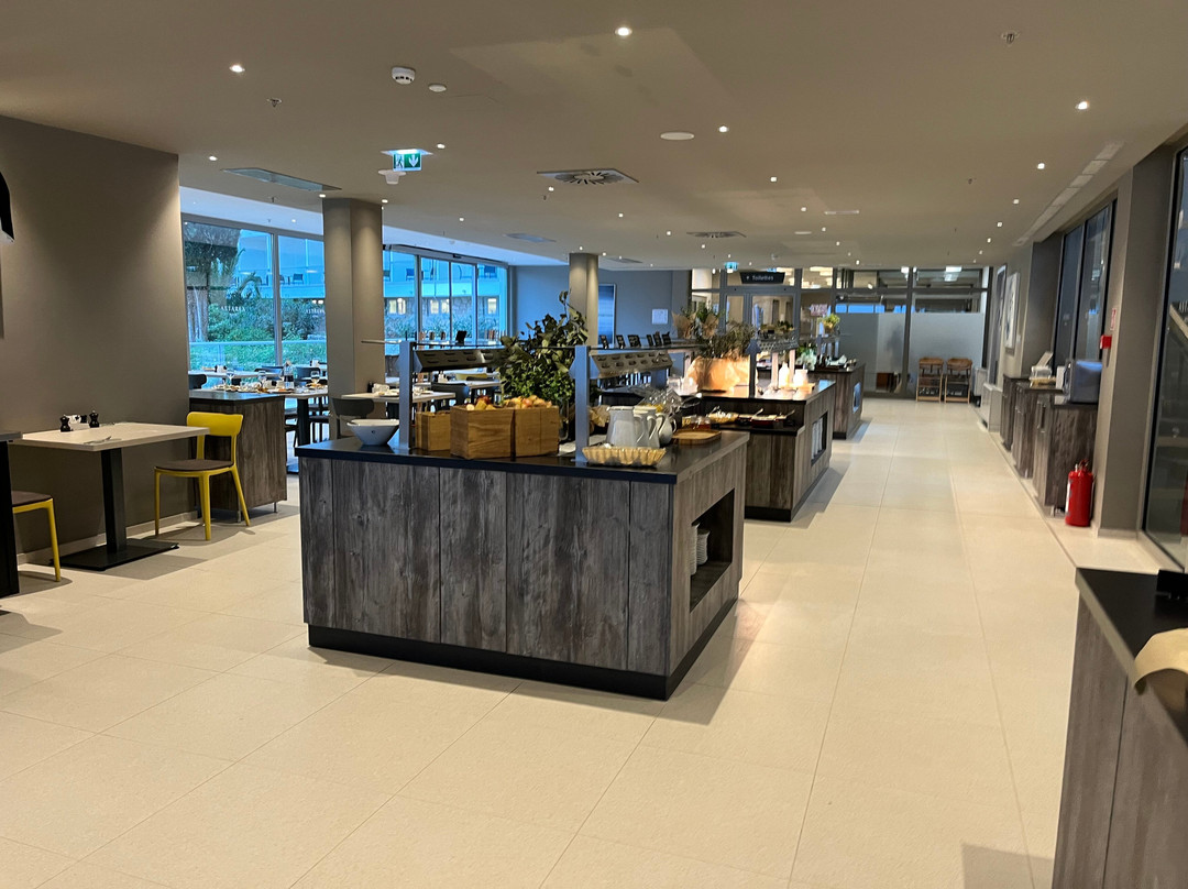 阿斯塔雷酒店主图