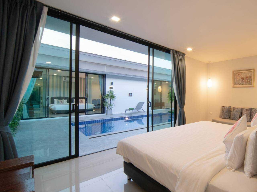 Lespalm Resort by Vacayandco