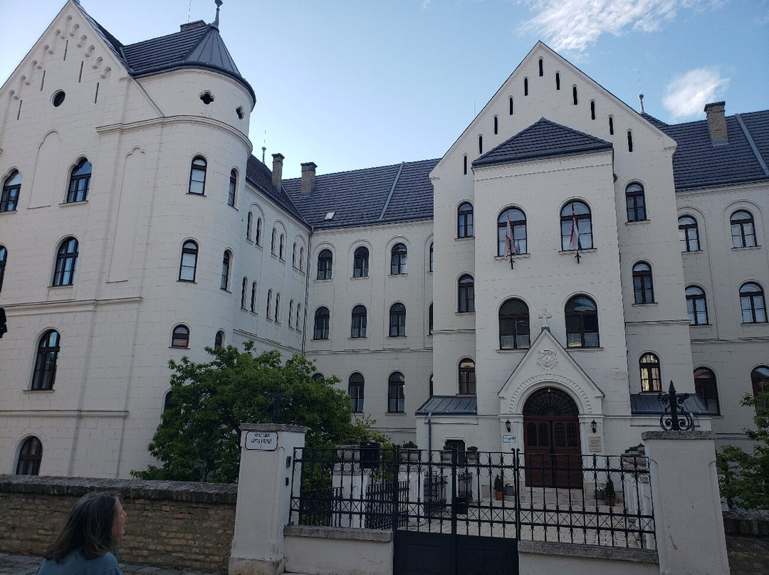 Gyor Old Town Area-焦尔必去景点
