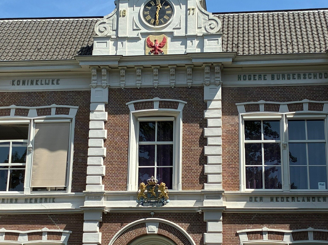 Koninklijke Hogere Burgerschool (1877)-阿珀尔多伦必去景点
