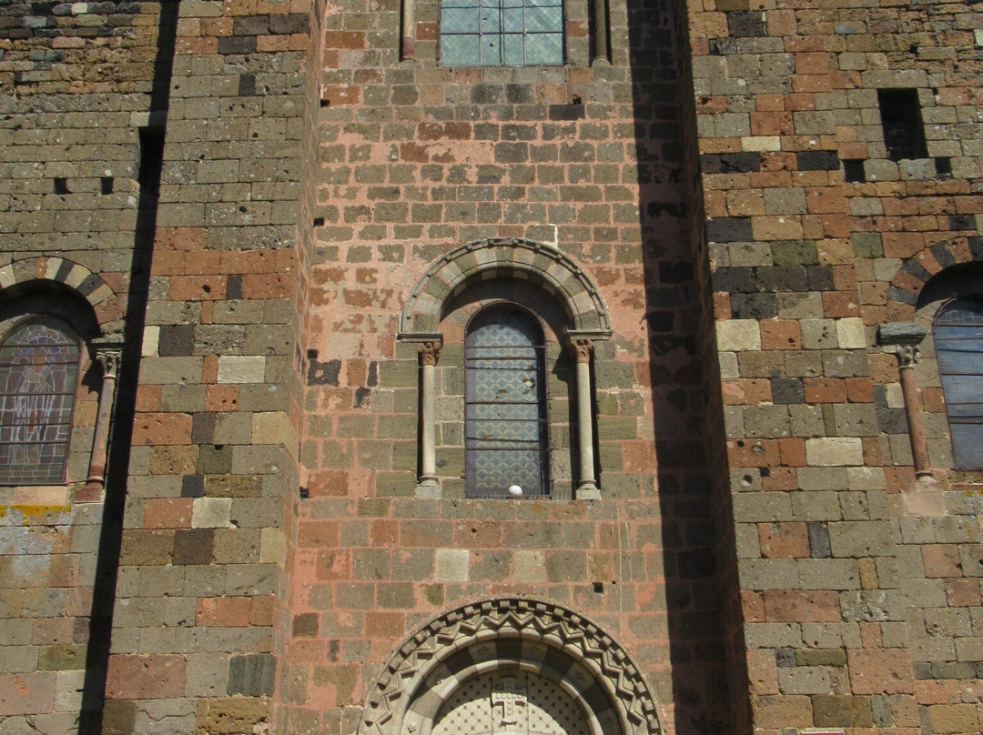 Eglise Saint Georges-Saint-Paulien必去景点