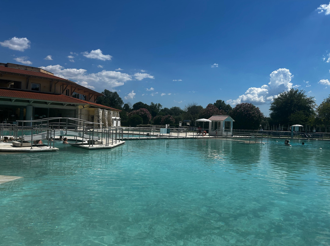 Terme di Saturnia-Saturnia必去景点