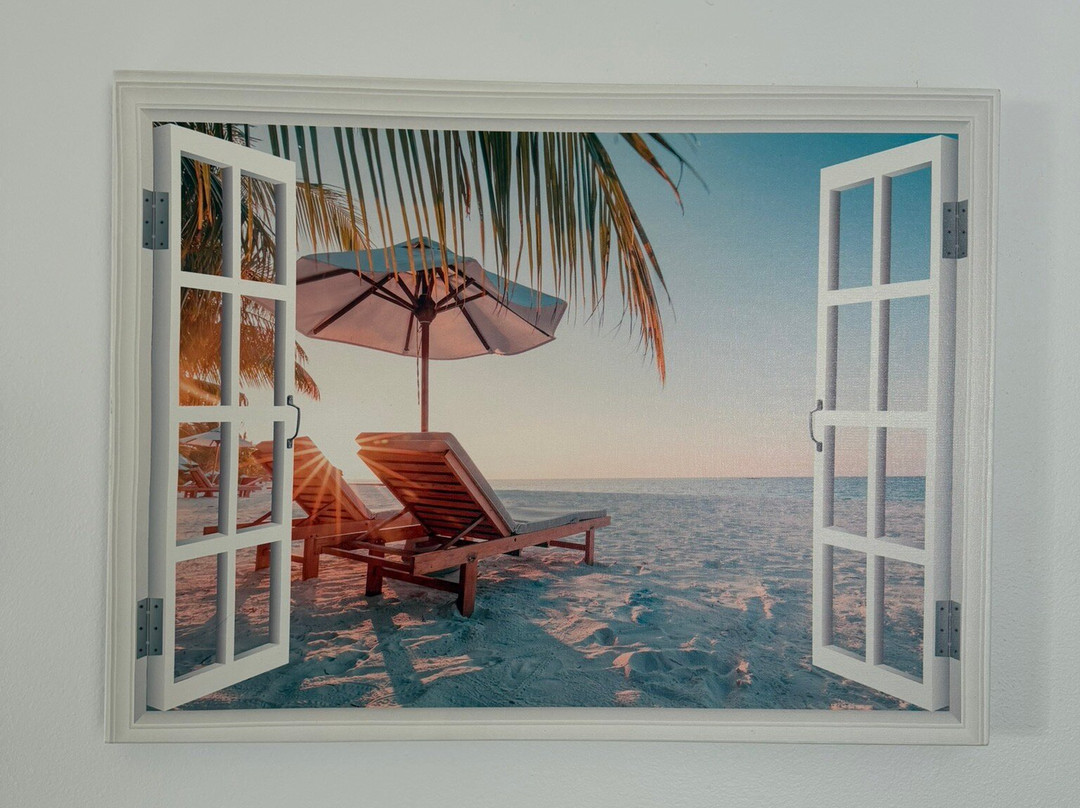 Leeward Beach-普罗维登西亚莱斯必去景点