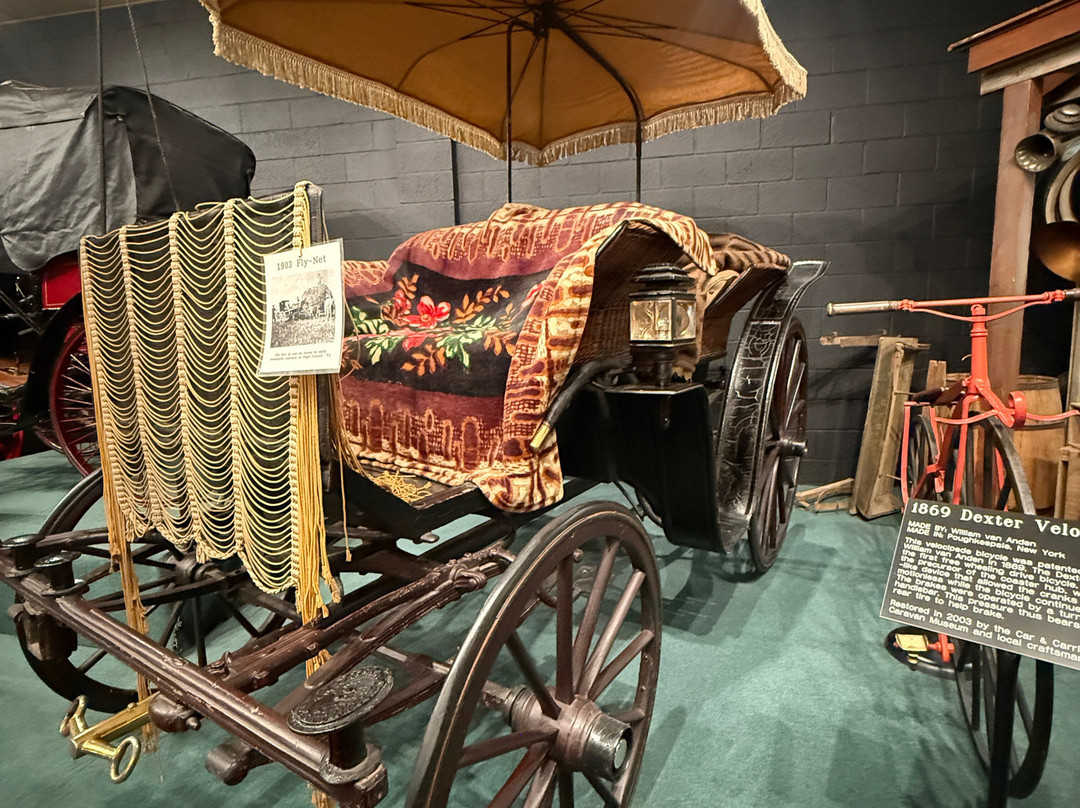 The Car and Carriage Caravan Museum-卢雷必去景点
