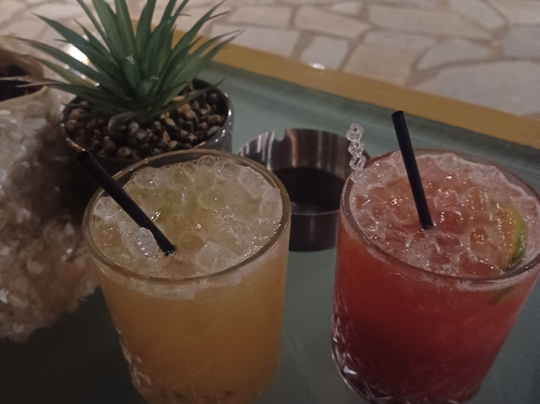 Iguana Pool Bar-Platanias必去景点