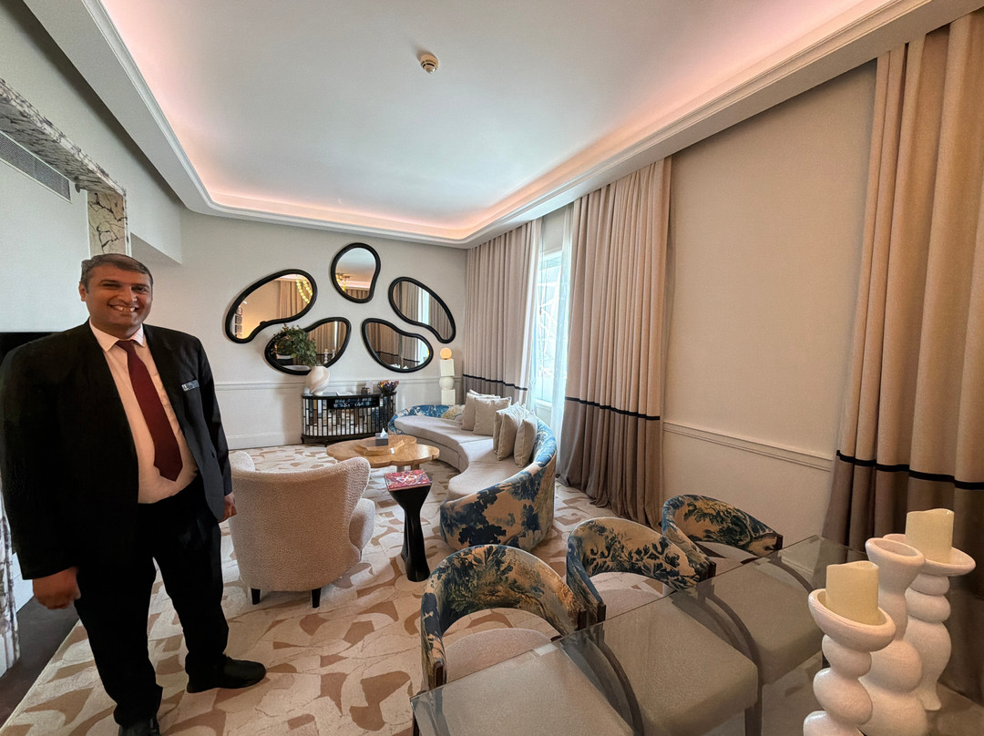 尼沙特酒店主图