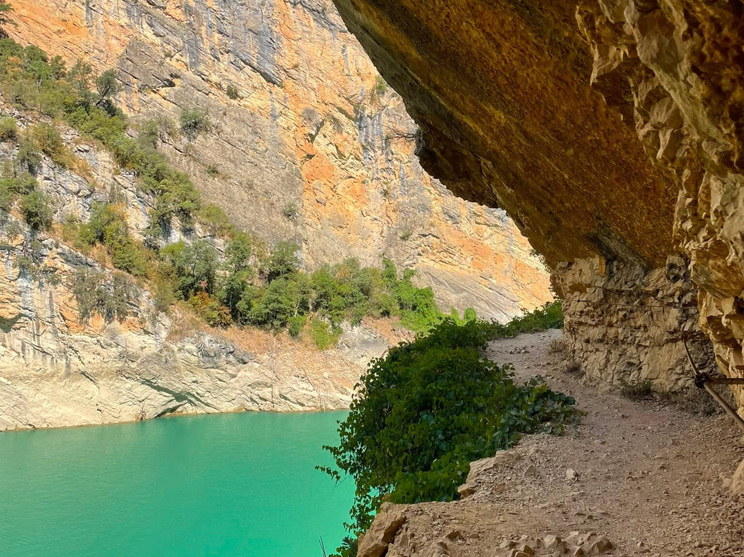 Kayaking Mont Rebei-Puente de Montanana必去景点