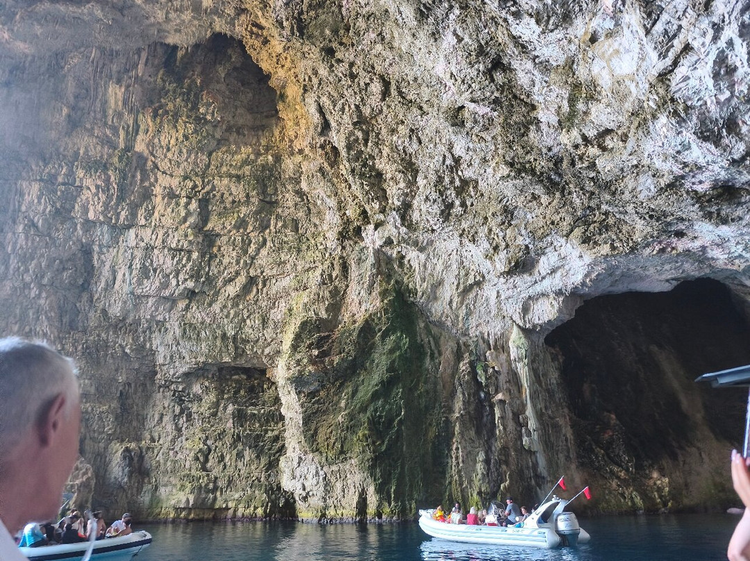 Karaburun-Sazan National Marine Park-Zvernec必去景点