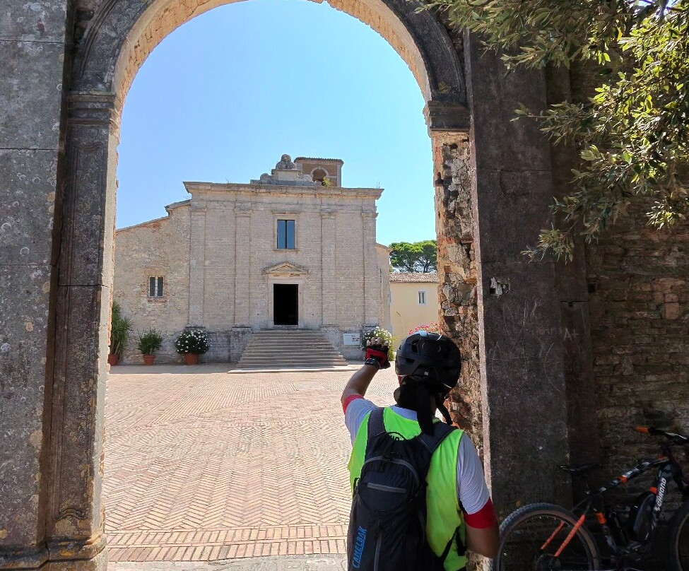Conero by Bike - Bike Tours-Sirolo必去景点