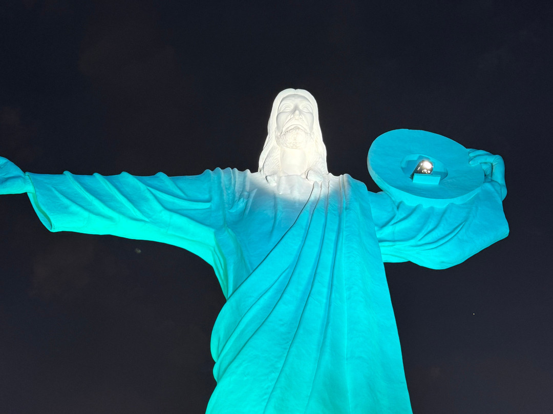 Cristo Luz-康泊琉海水浴场必去景点