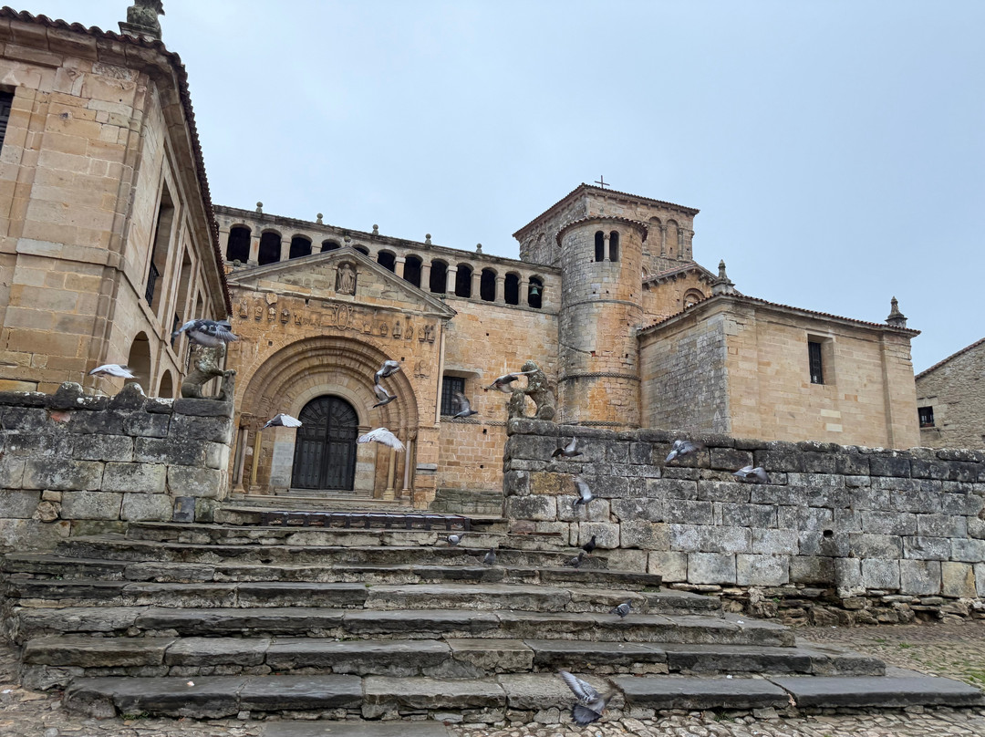 Colegiata De Santillana Del Mar-海边的散提亚拿必去景点