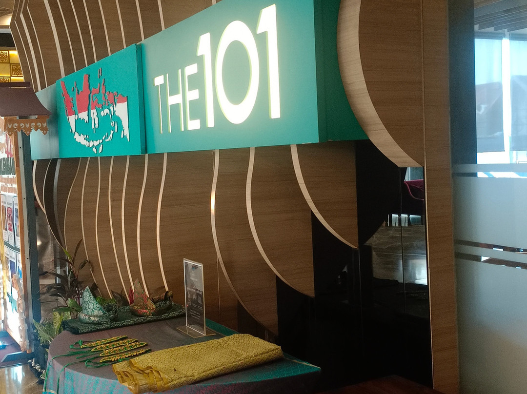 巨港拉贾瓦利101酒店主图