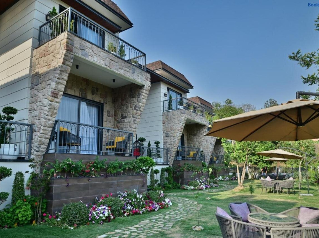 Aura Luxury Stays
