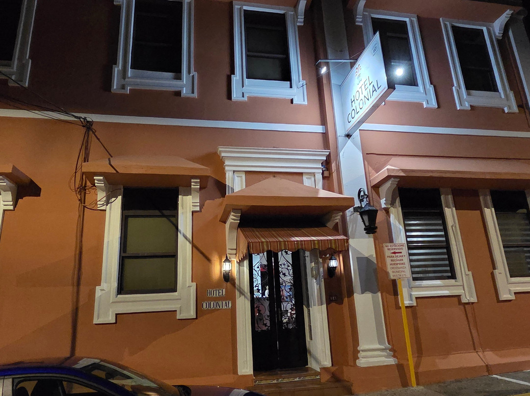 克罗尼尔酒店主图