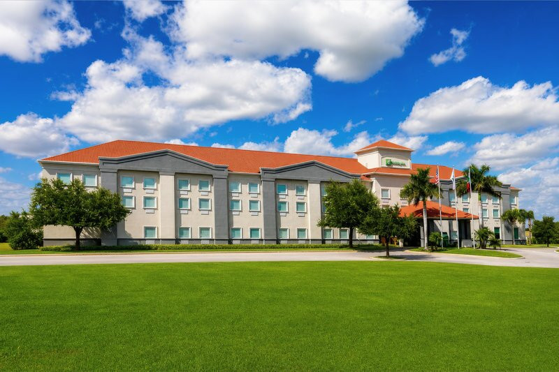 Holiday Inn 雷诺萨，工业PONIENTE