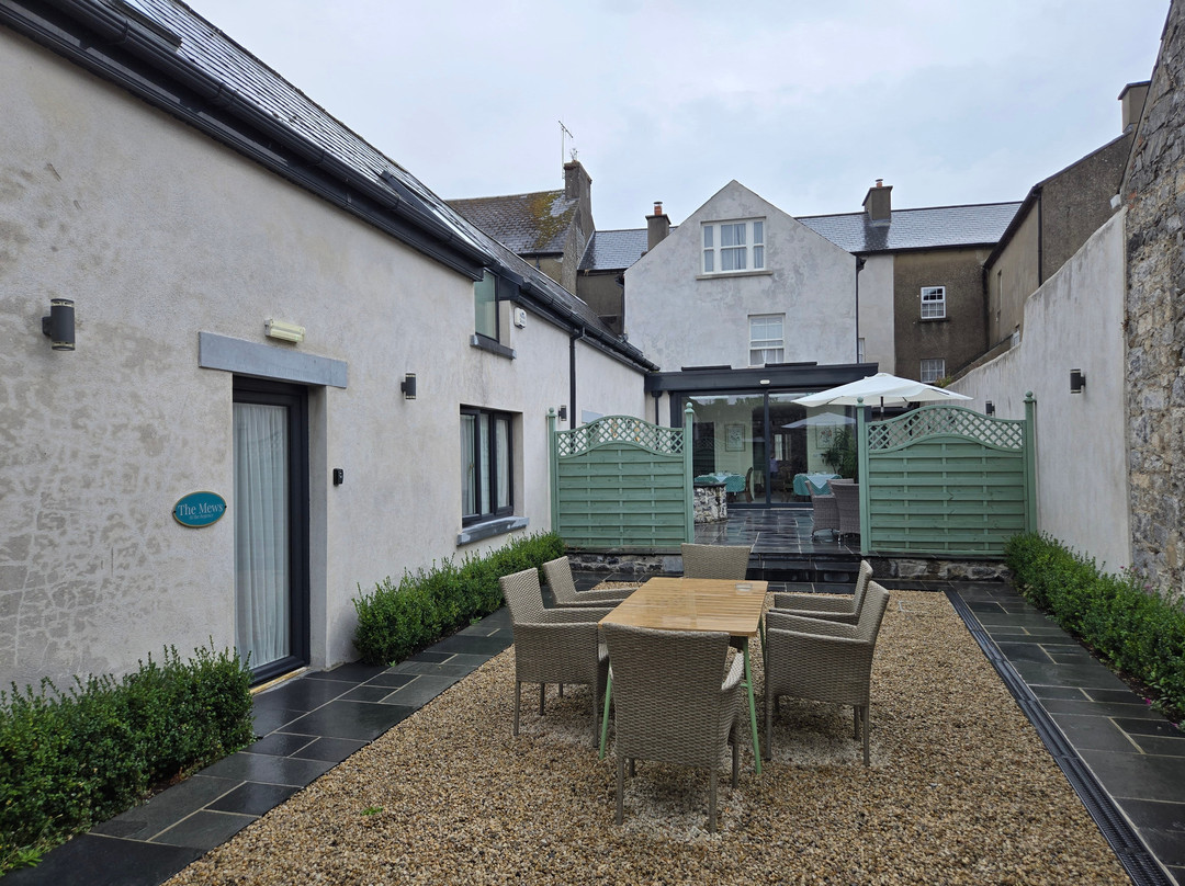 Cashel Regency Townhouse