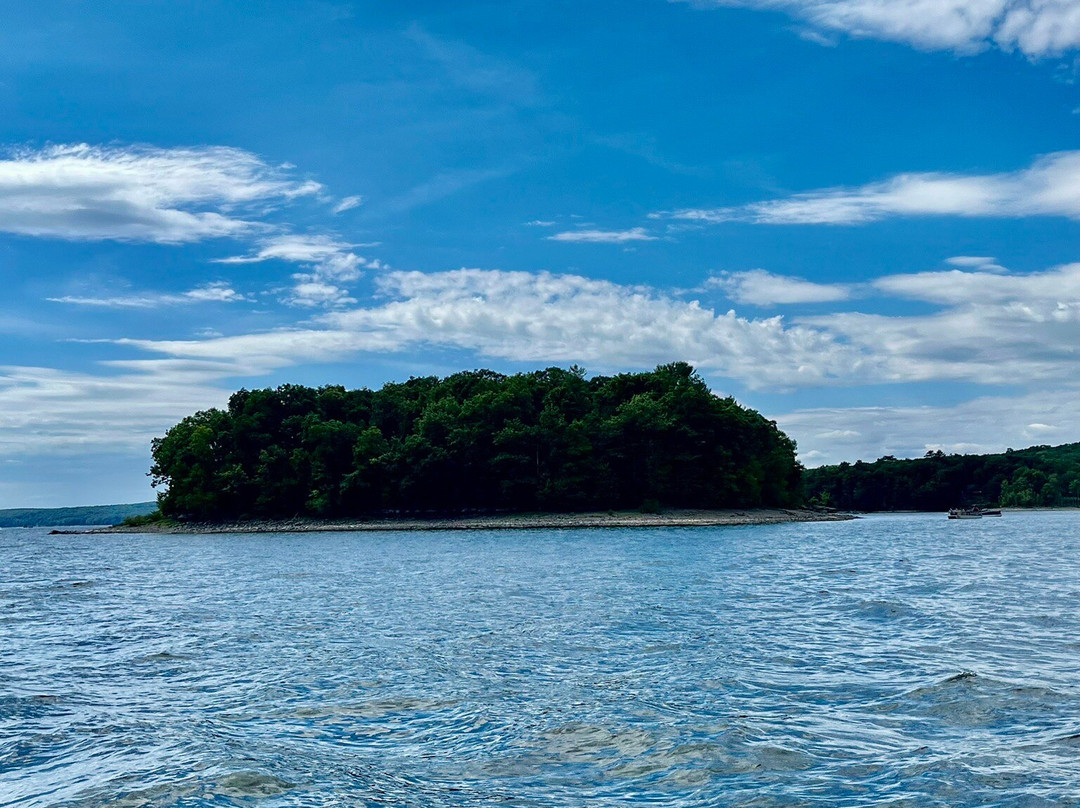 Wallenpaupack Boat Tours & Rentals-霍利必去景点
