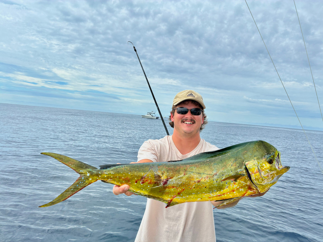 Fired Up Fishing Charters-卡纳维拉尔港必去景点