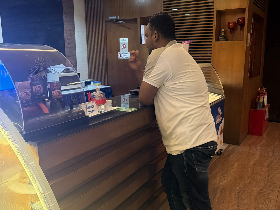 考克斯巴扎尔长滩酒店主图