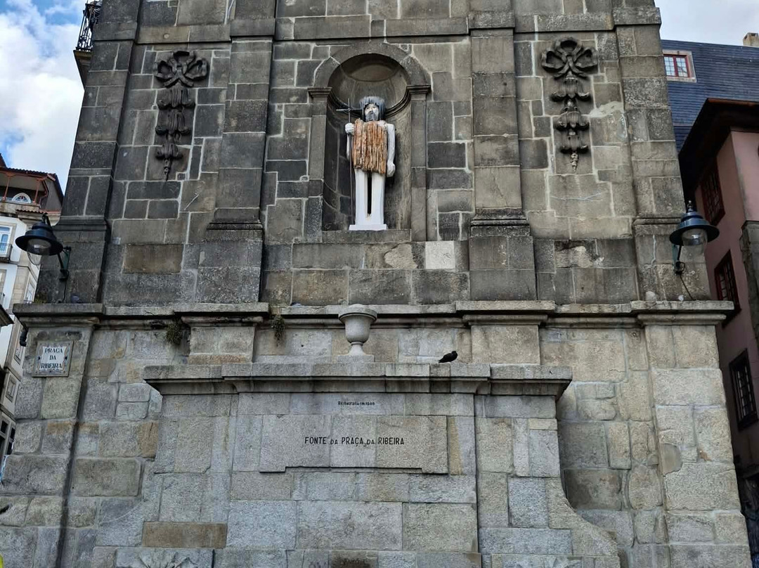Praça Da Ribeira-波尔图必去景点