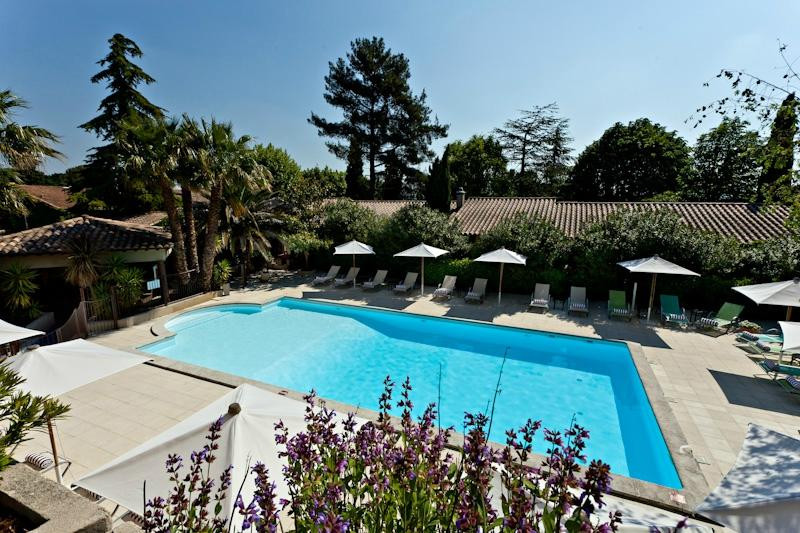 阿维尼翁新城酒店住宿-Najeti Hôtel la Magnaneraie