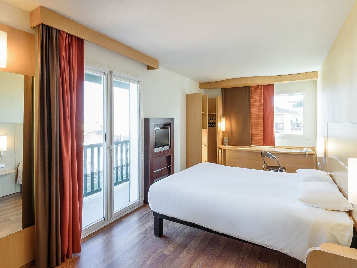 ibis Ciboure Saint Jean de Luz Hotel-官方