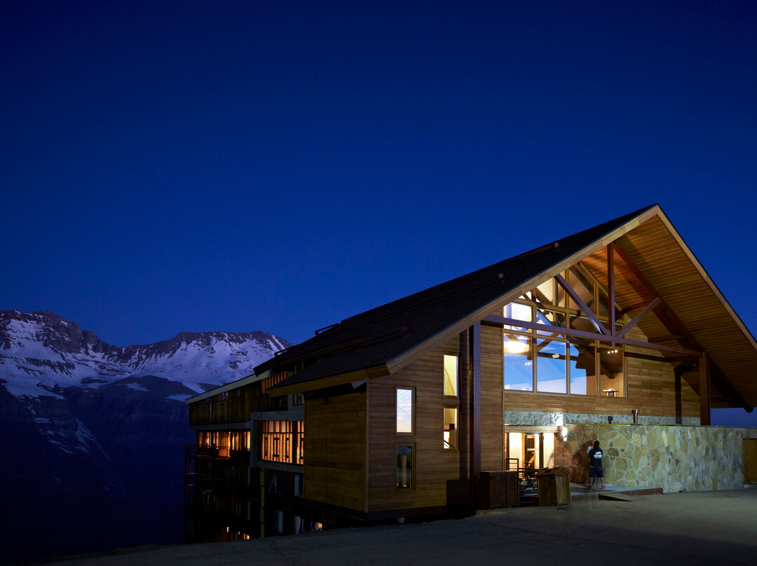 Farellones酒店住宿-Hotel Tres Puntas