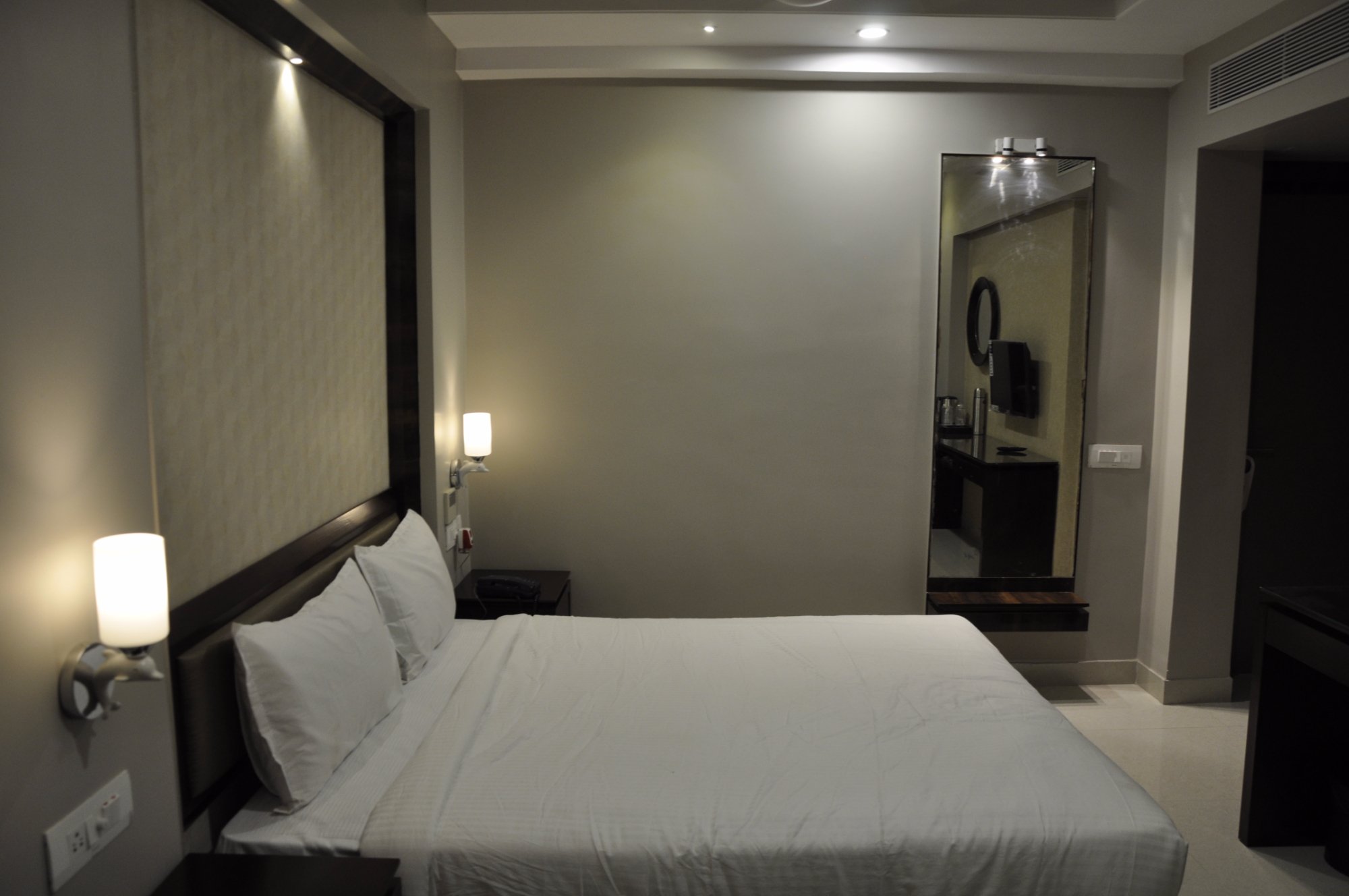 Hotel Dolphin-官方