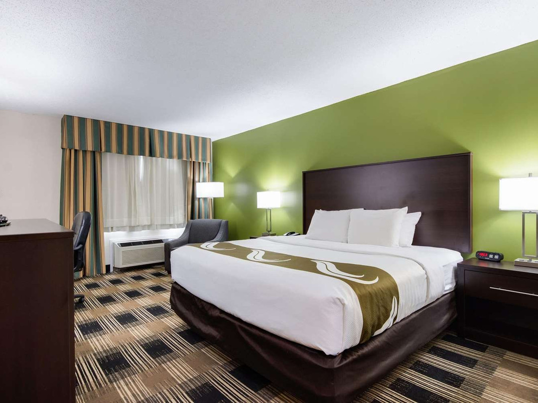 Quality Inn Oneonta Cooperstown Area主图